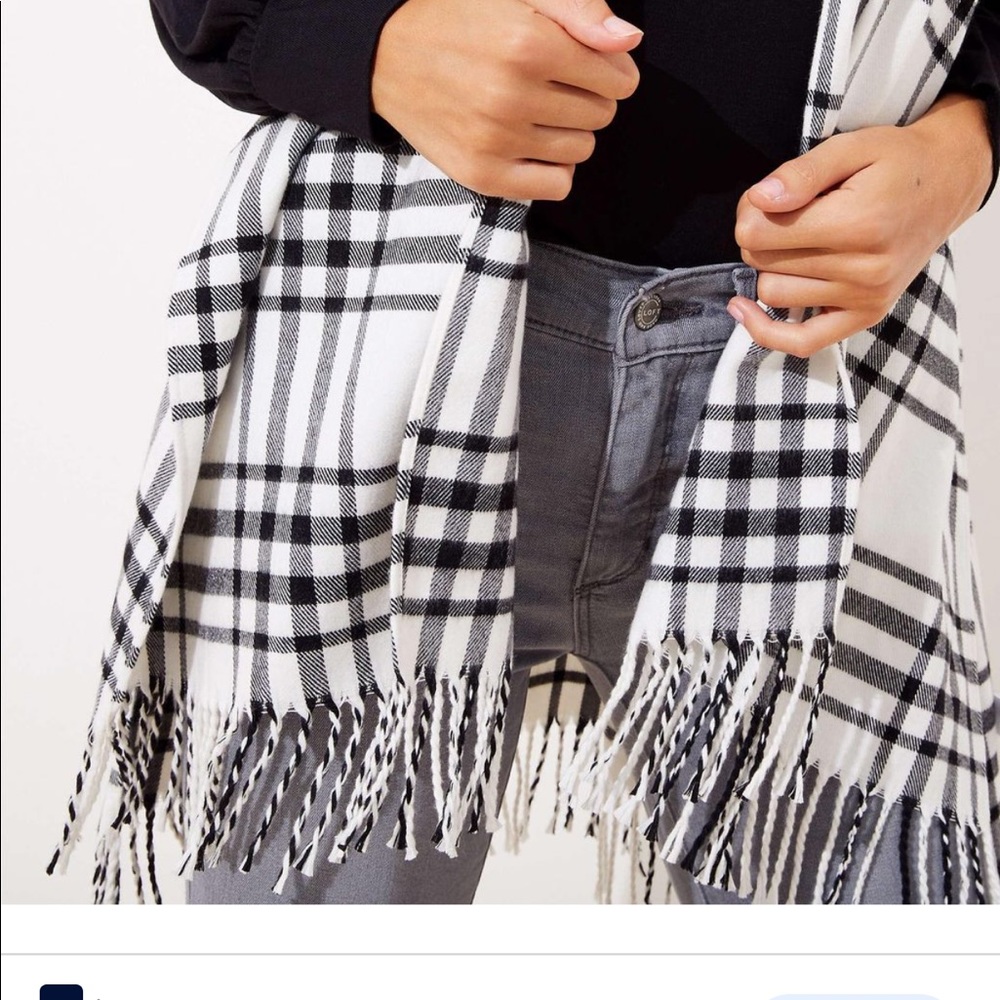NWT!! LOFT Plaid Poncho Wrap - Picture 2 of 3